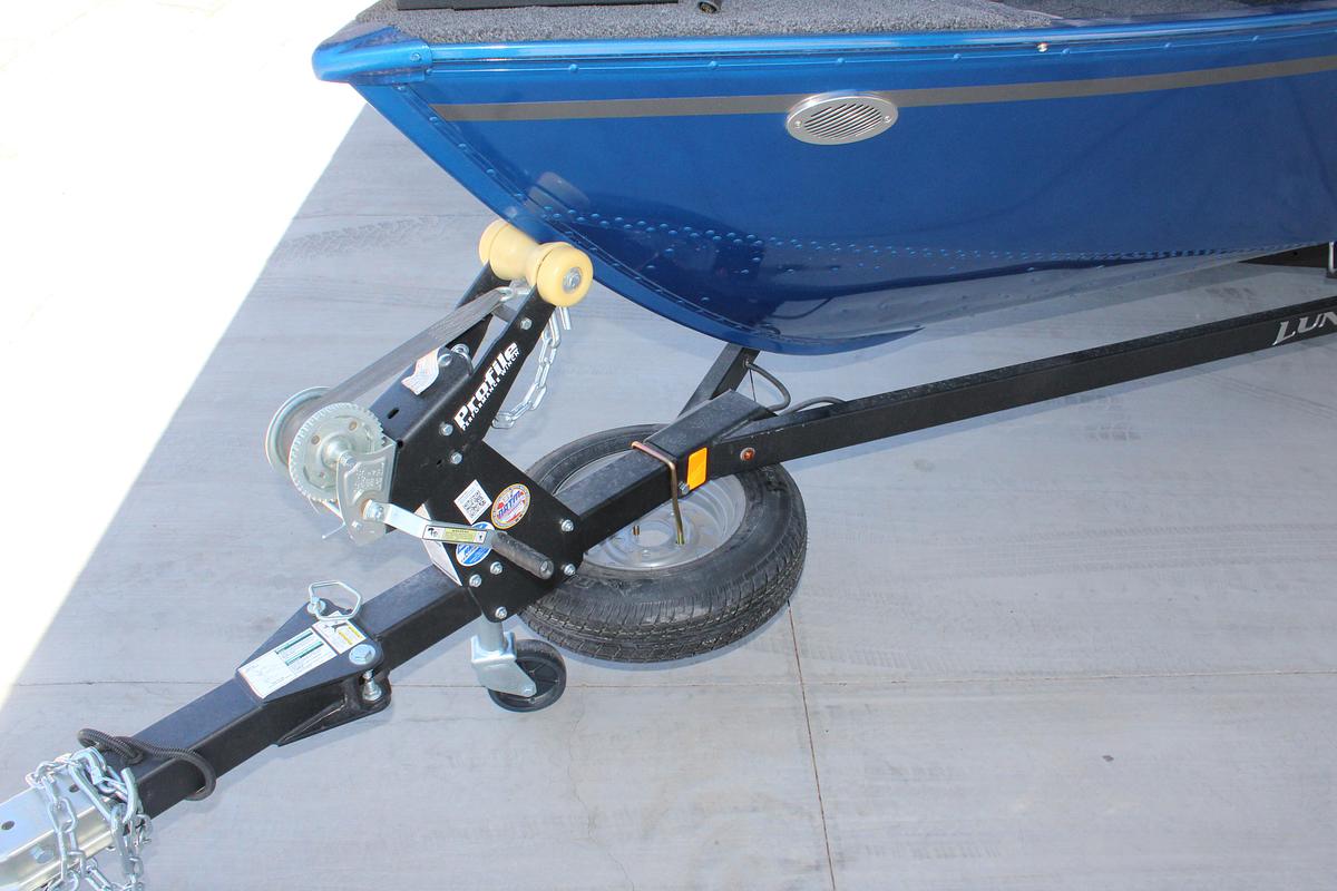 2025 Lund 1650 Angler Sport