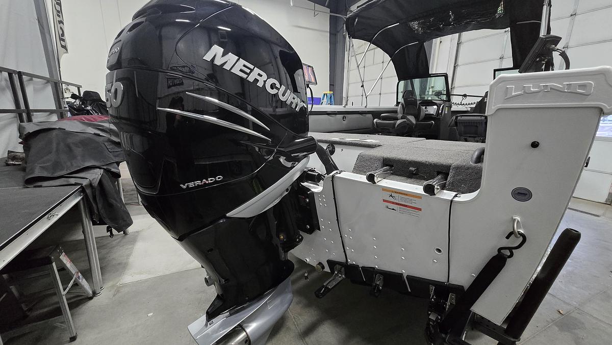 Used 2022 Lund 2275 Baron Sport