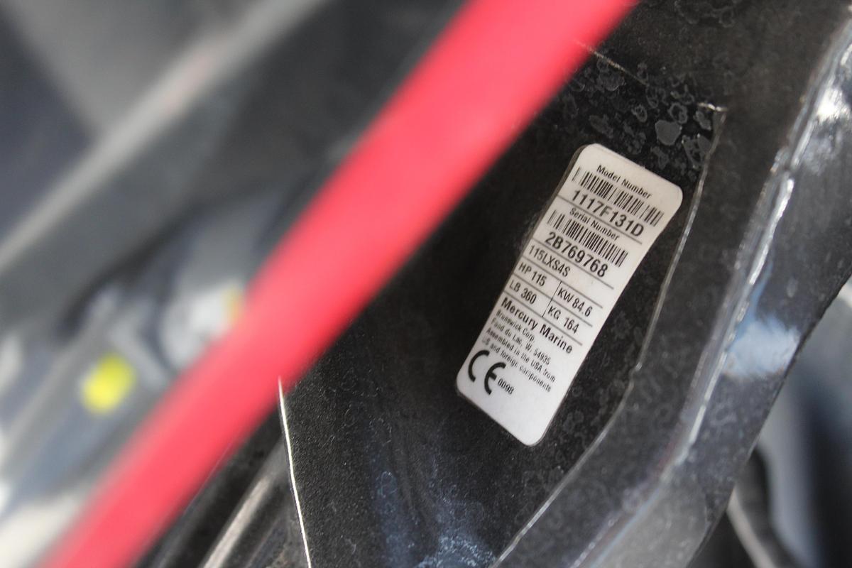 Used 2020  Tracker PRO TEAM 190 TX