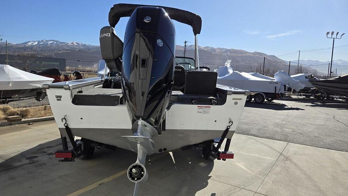 2025 Lund 2175 Pro-V Sport