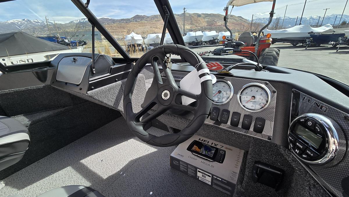 2026 Lund 1650 Angler Sport