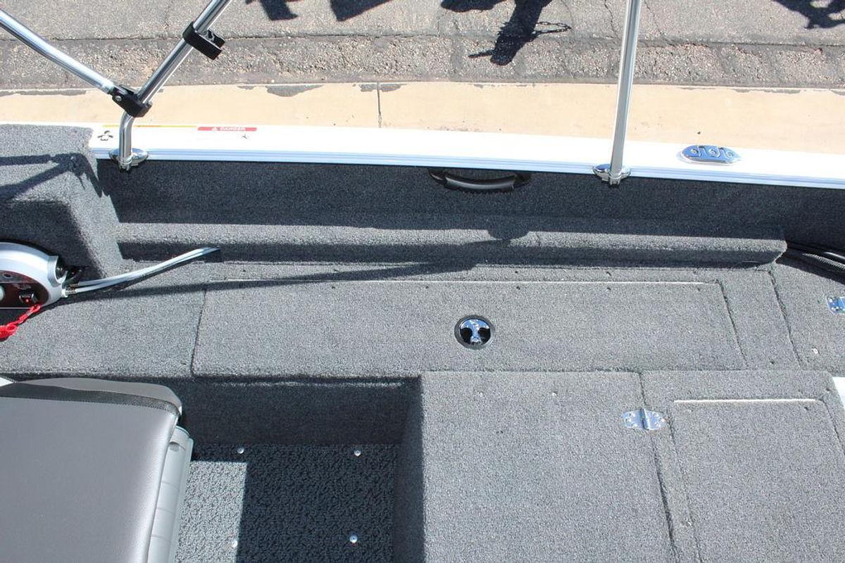 2025 Lund 1650 Rebel XL SS Whiteout Edition