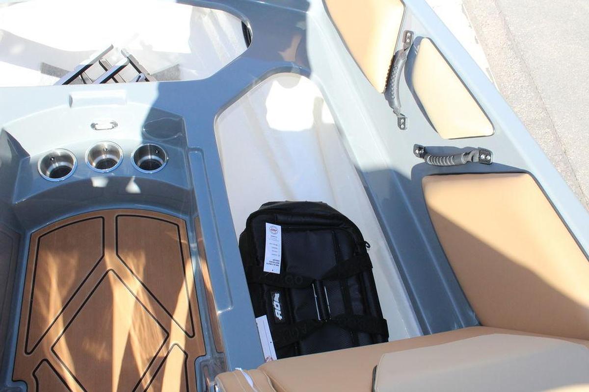 2025 Heyday Wake Boats WTSURF