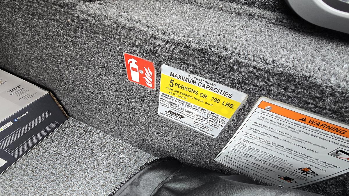 2026 Lund 1650 Angler Sport