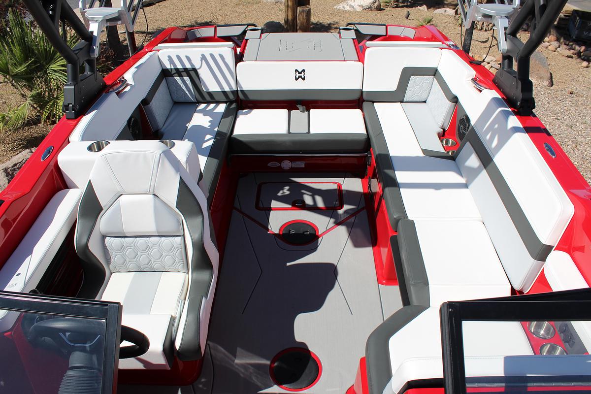 2026 Heyday Wake Boats H22