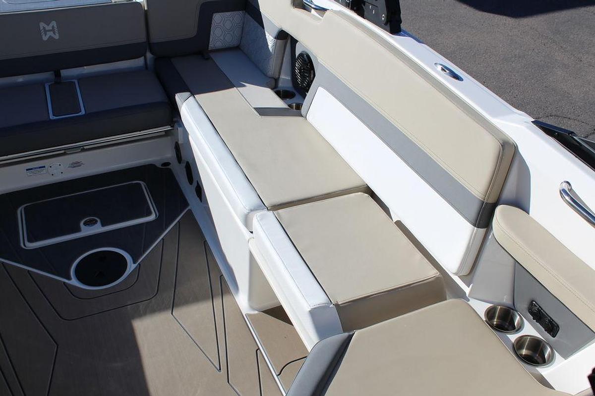 2025 Heyday Wake Boats H22