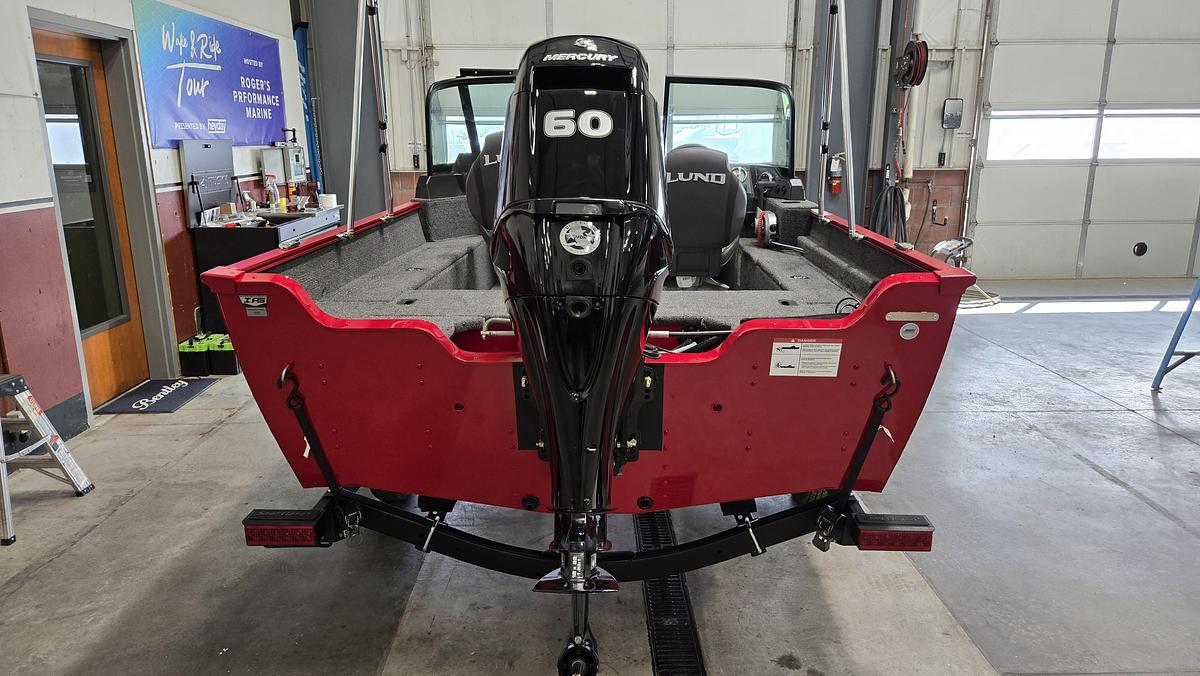 2026 Lund 1650 Angler Sport