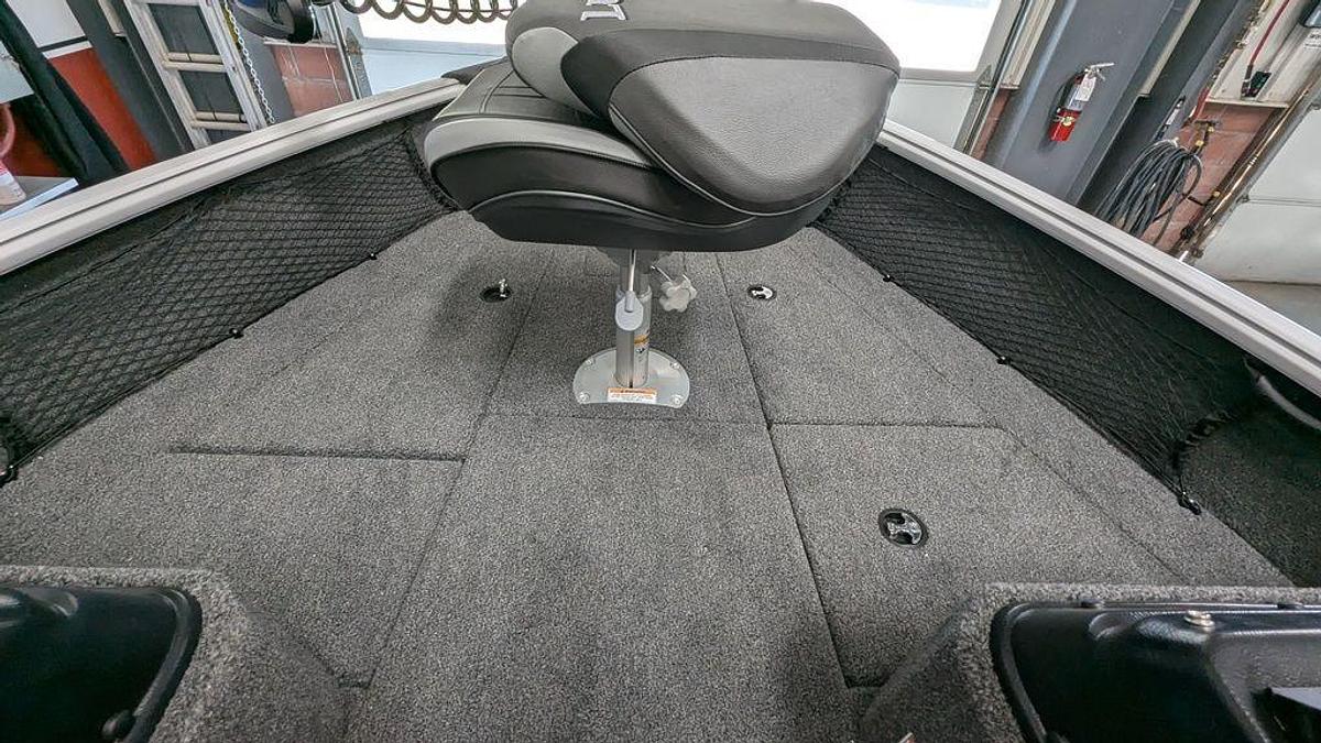 2025 Lund 1875 Impact XS Sport