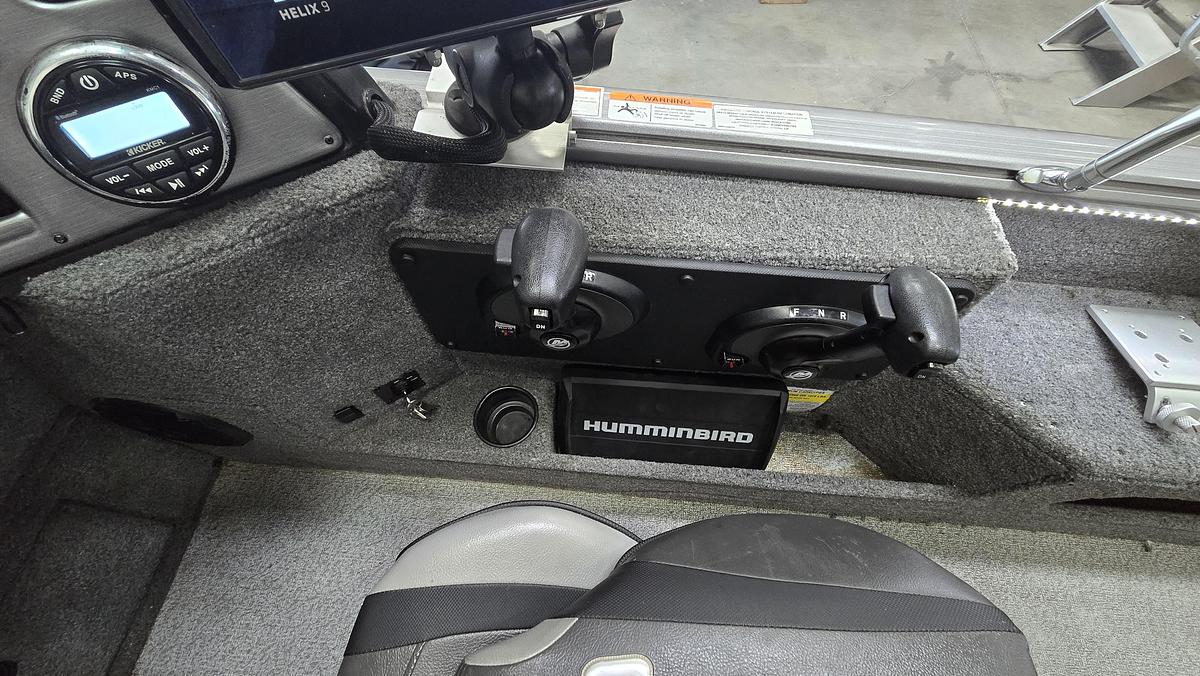 Used 2018 Lund 1875 Impact XS Sport