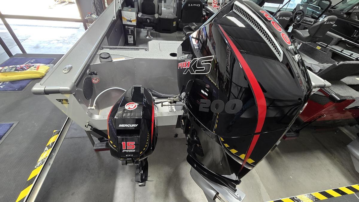 2026 Lund 2075 Fisherman