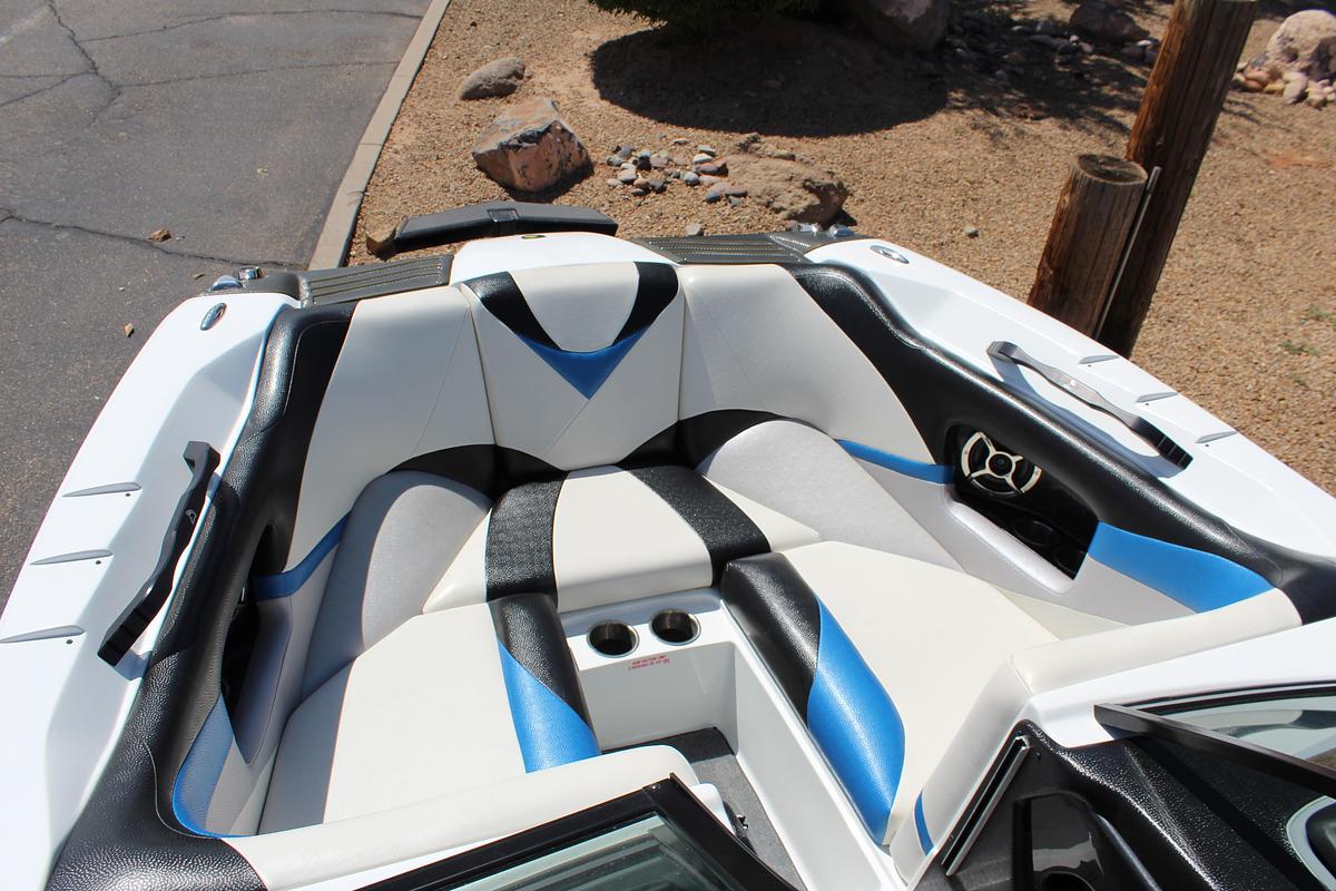 Used 2015 Centurion  FS44