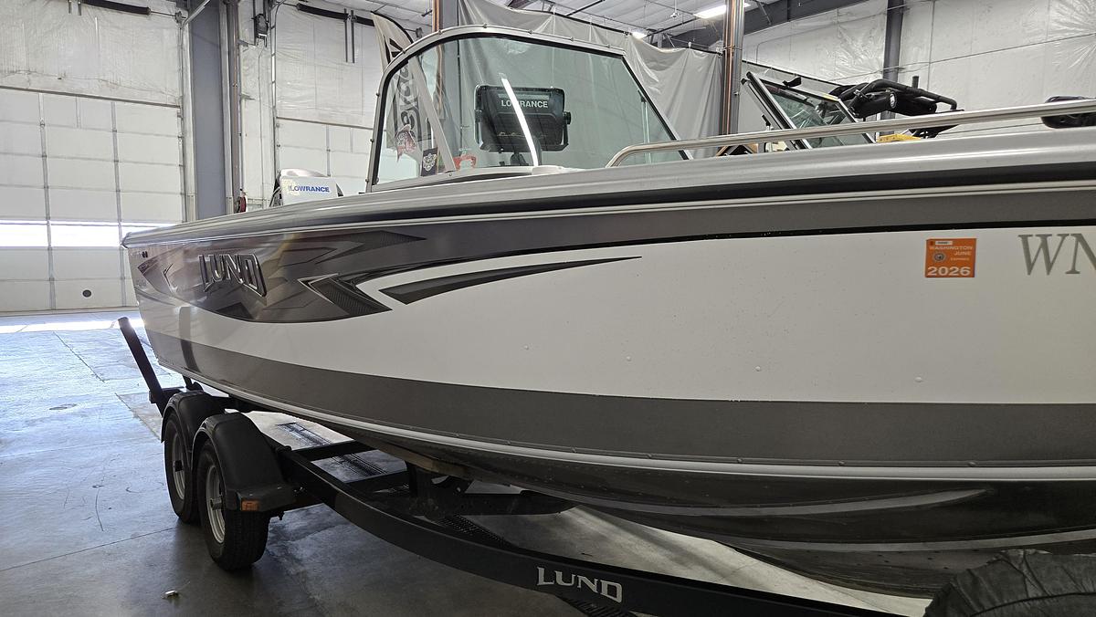 Used 2016 Lund 2075 Tyee Magnum