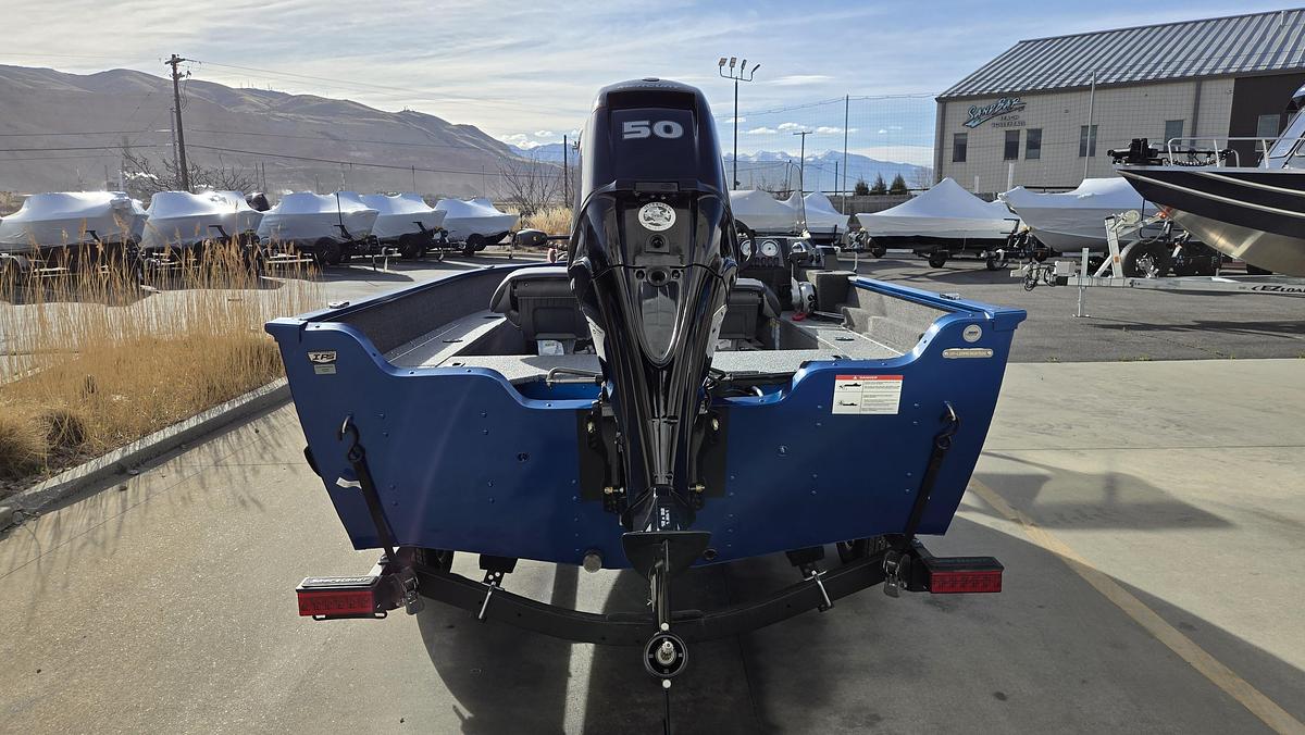 2026 Lund 1650 Angler SS