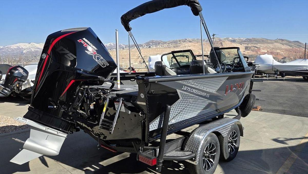 2025 Lund 1875 Crossover XS Sport