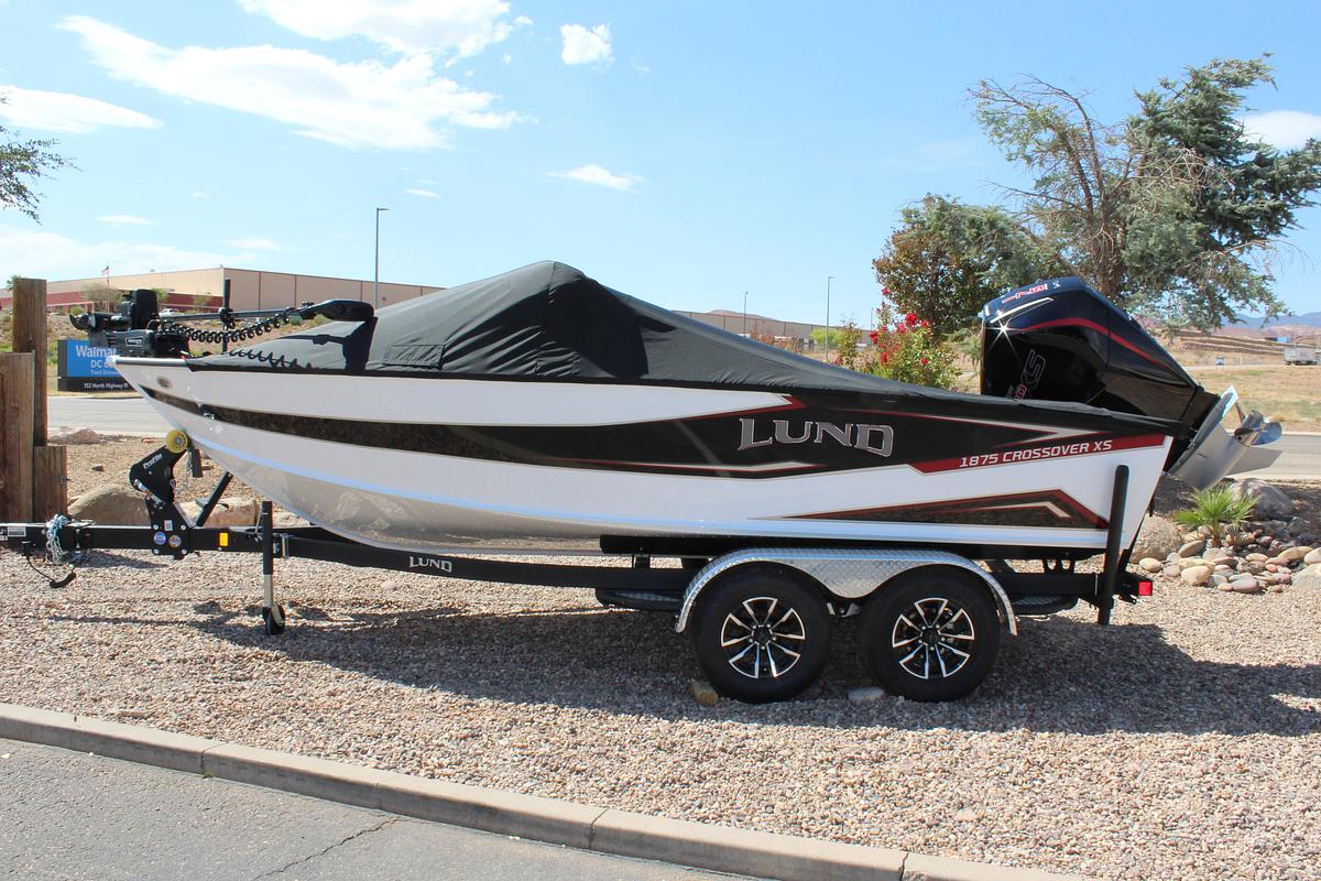 Used 2026 Lund 1875 Crossover XS Sport