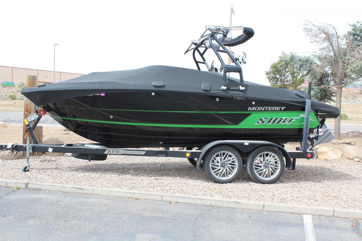 Used 2018 Monterey 218SS Surf