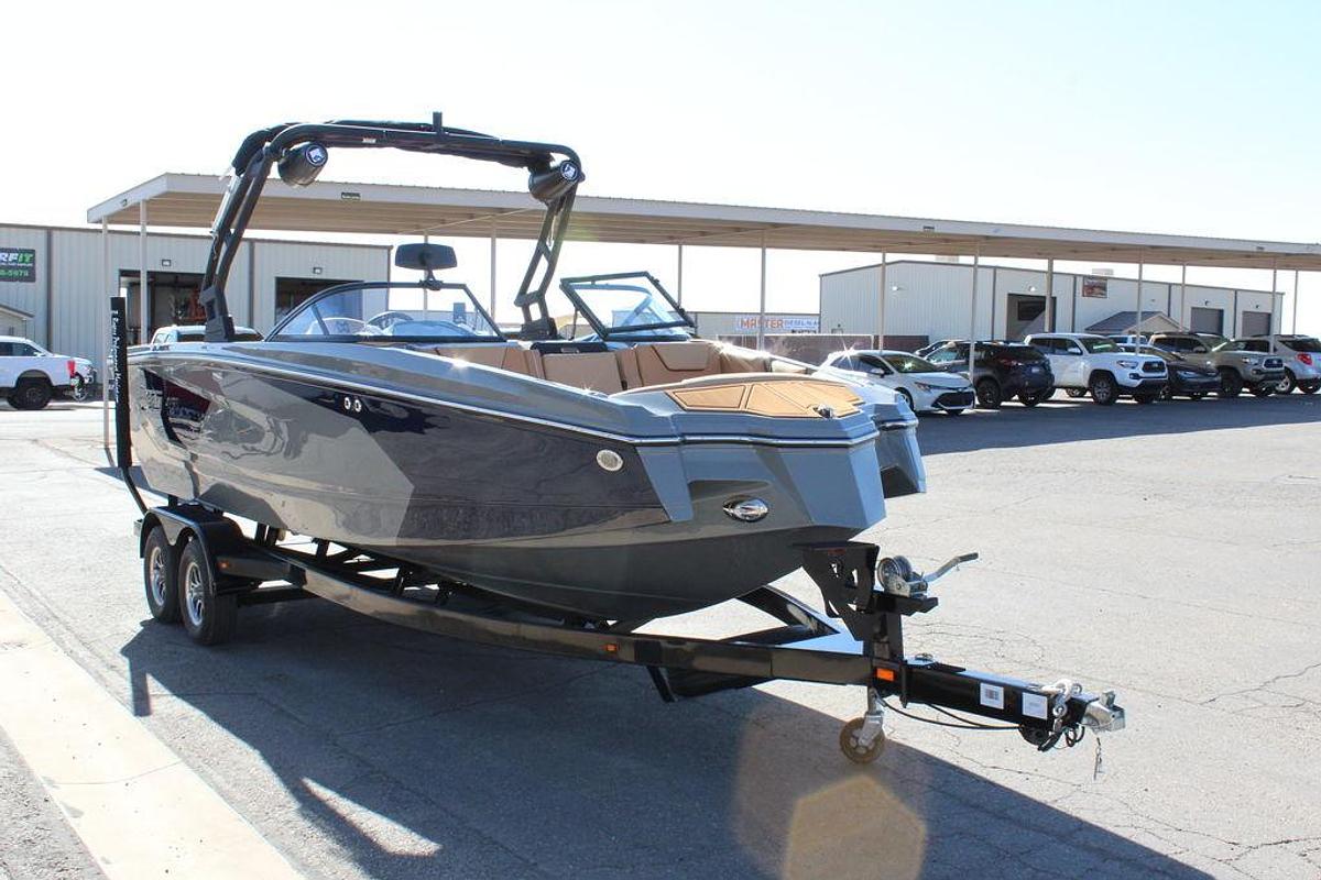 2025 Heyday Wake Boats WTSURF