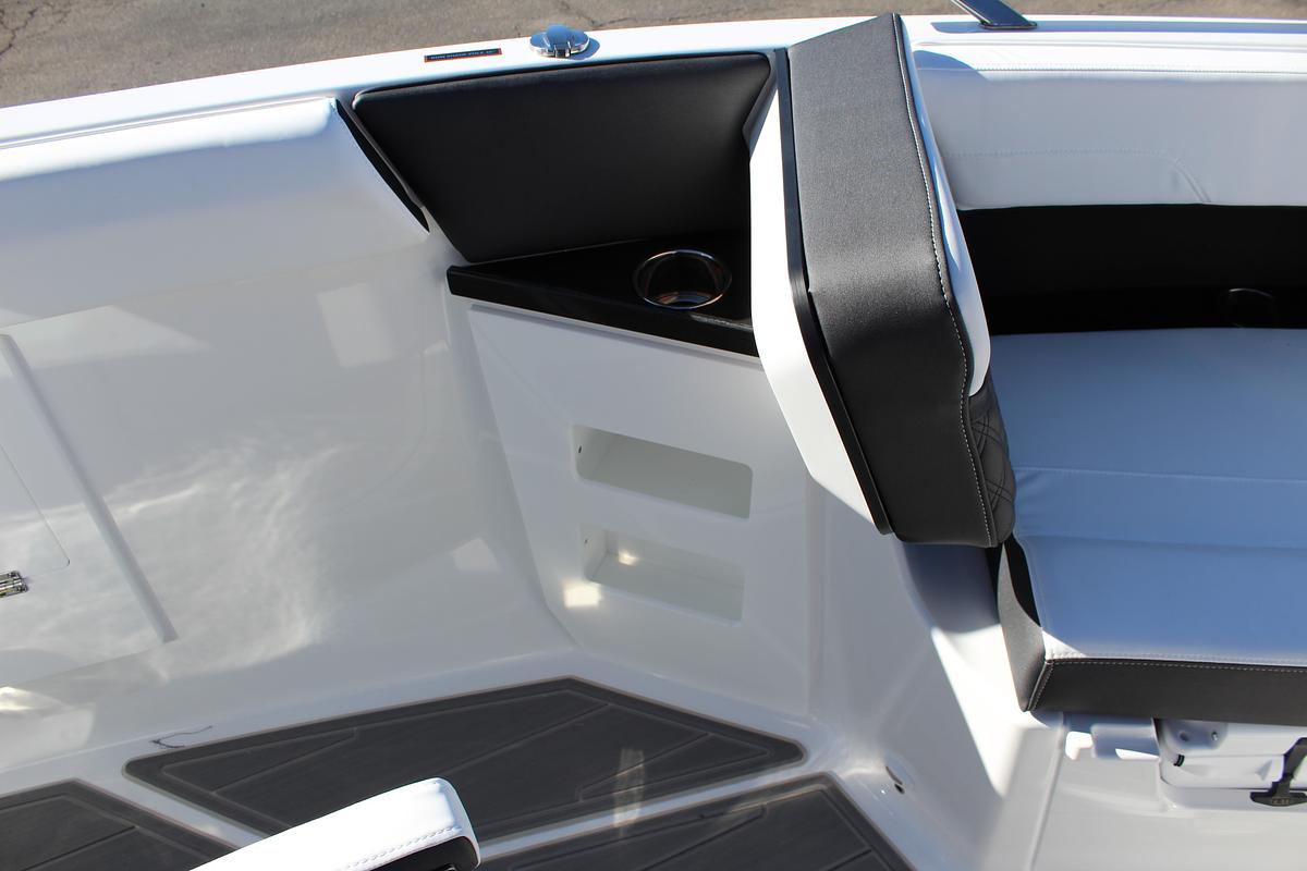 2026 Monterey Elite 30 OB