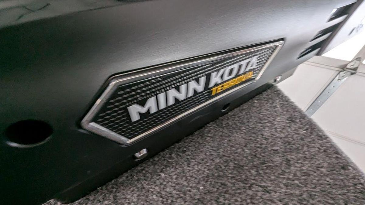 2025 Lund 1875 Impact XS Sport