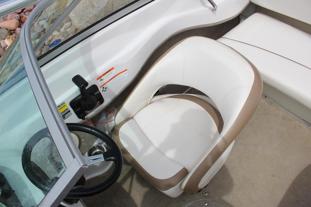 Used 2009 Fourwinns  H180