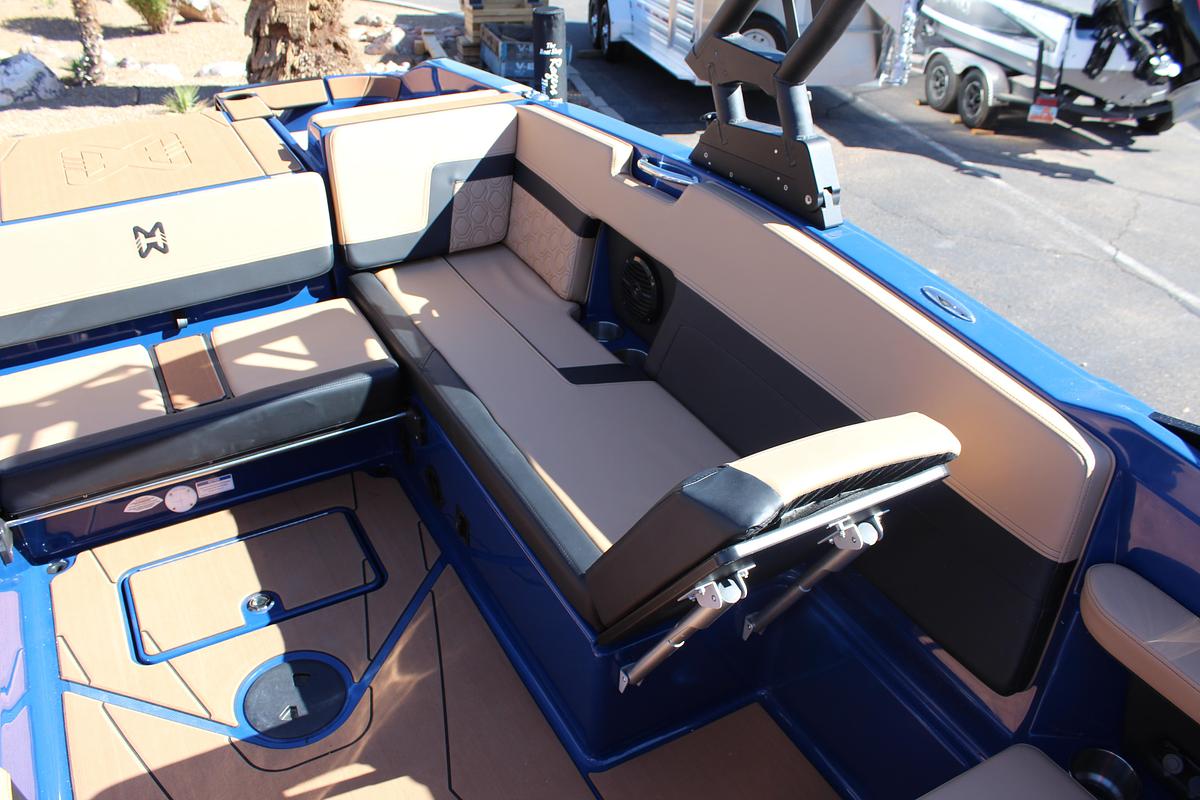 2026 Heyday Wake Boats H22