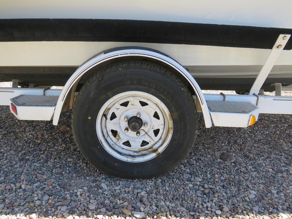 Used 2002 Tracker Tundra 18