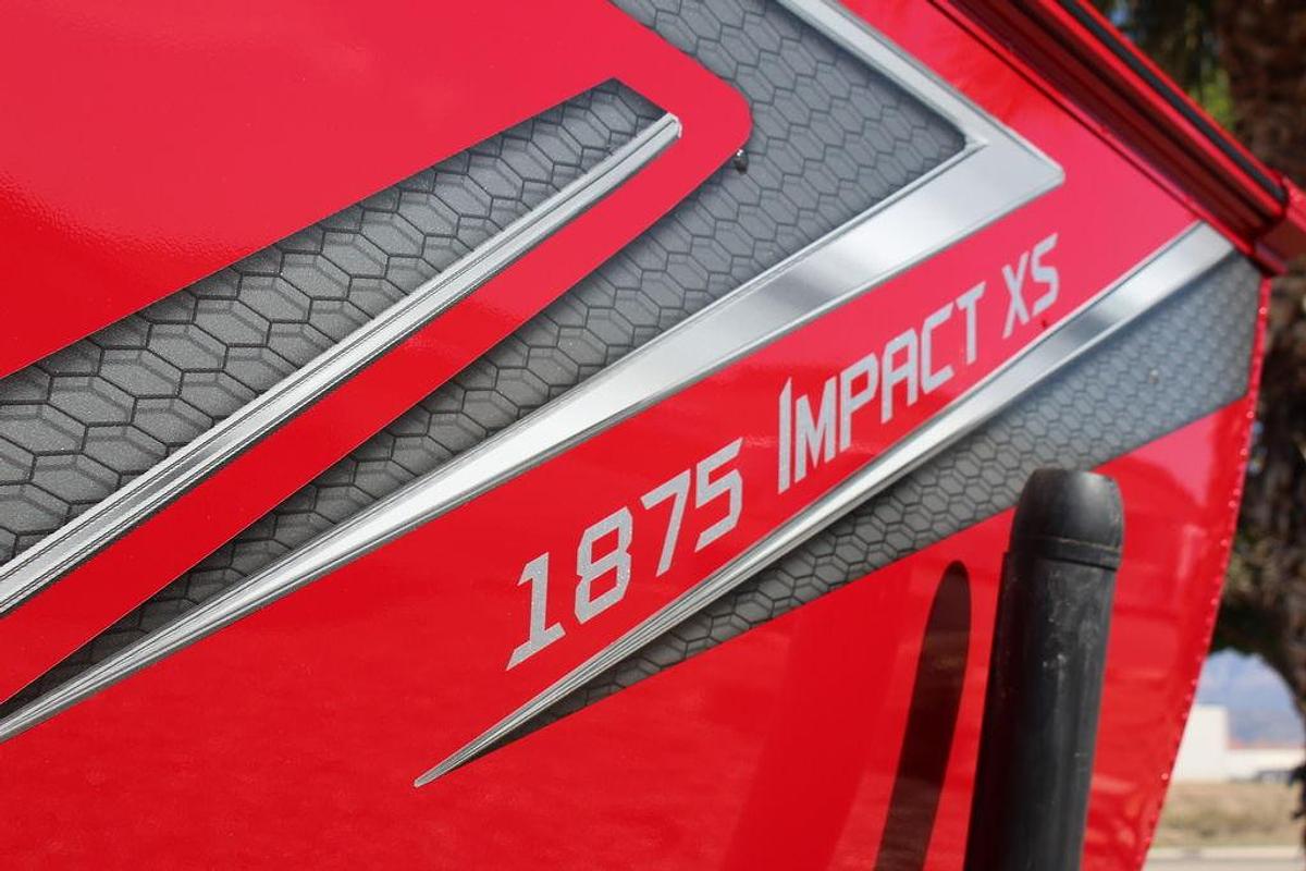 2025 Lund 1875 Impact XS Sport