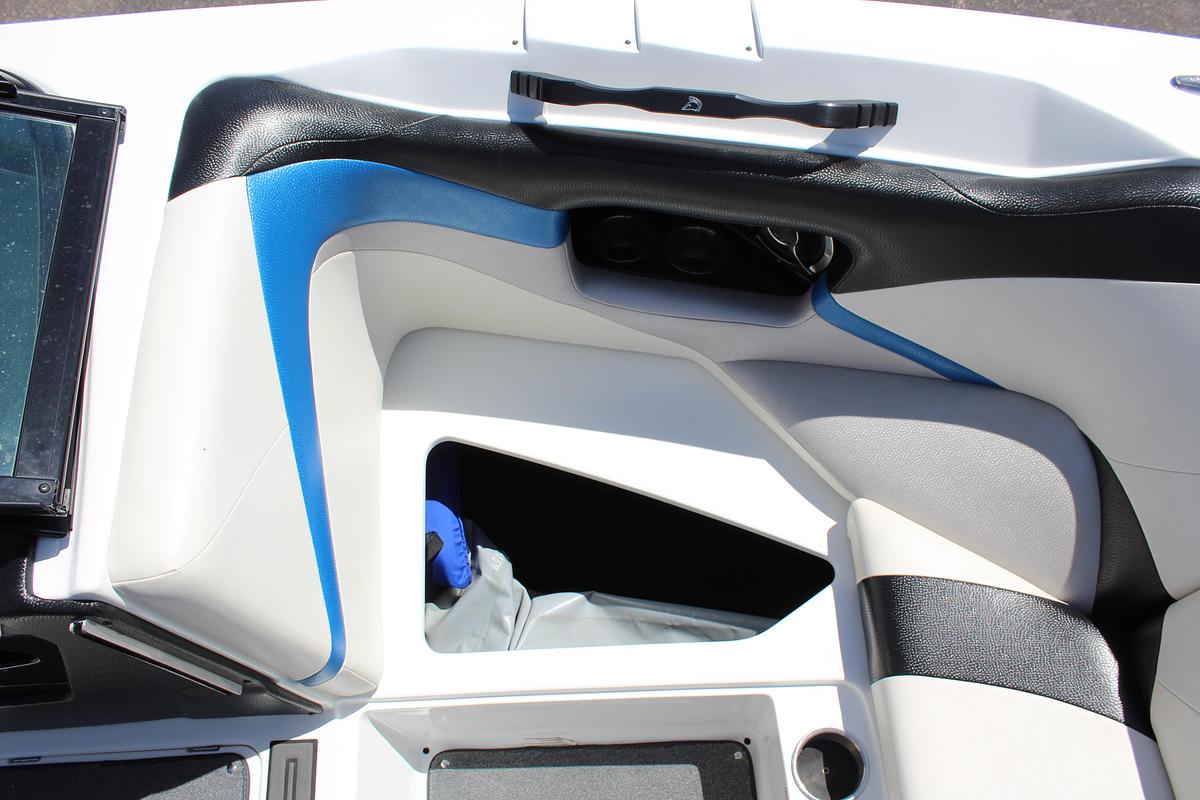 Used 2015 Centurion  FS44