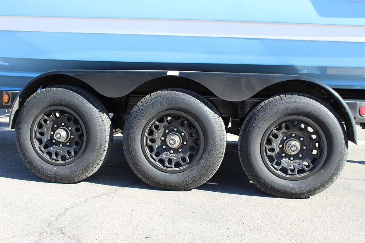 2025 Monterey Elite 27