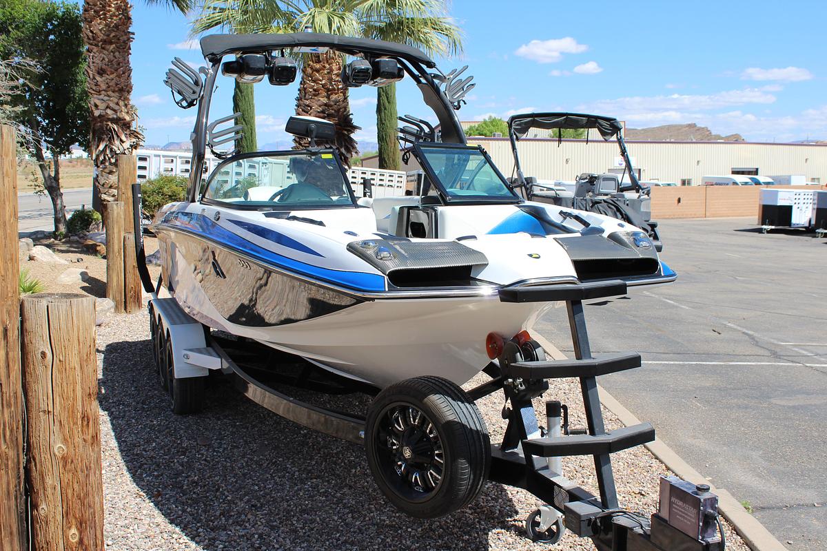 Used 2015 Centurion  FS44