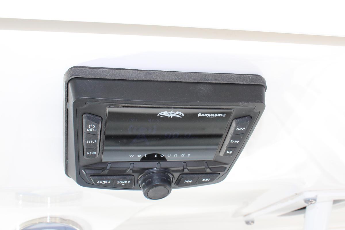 Used 2020 ROBALO R272