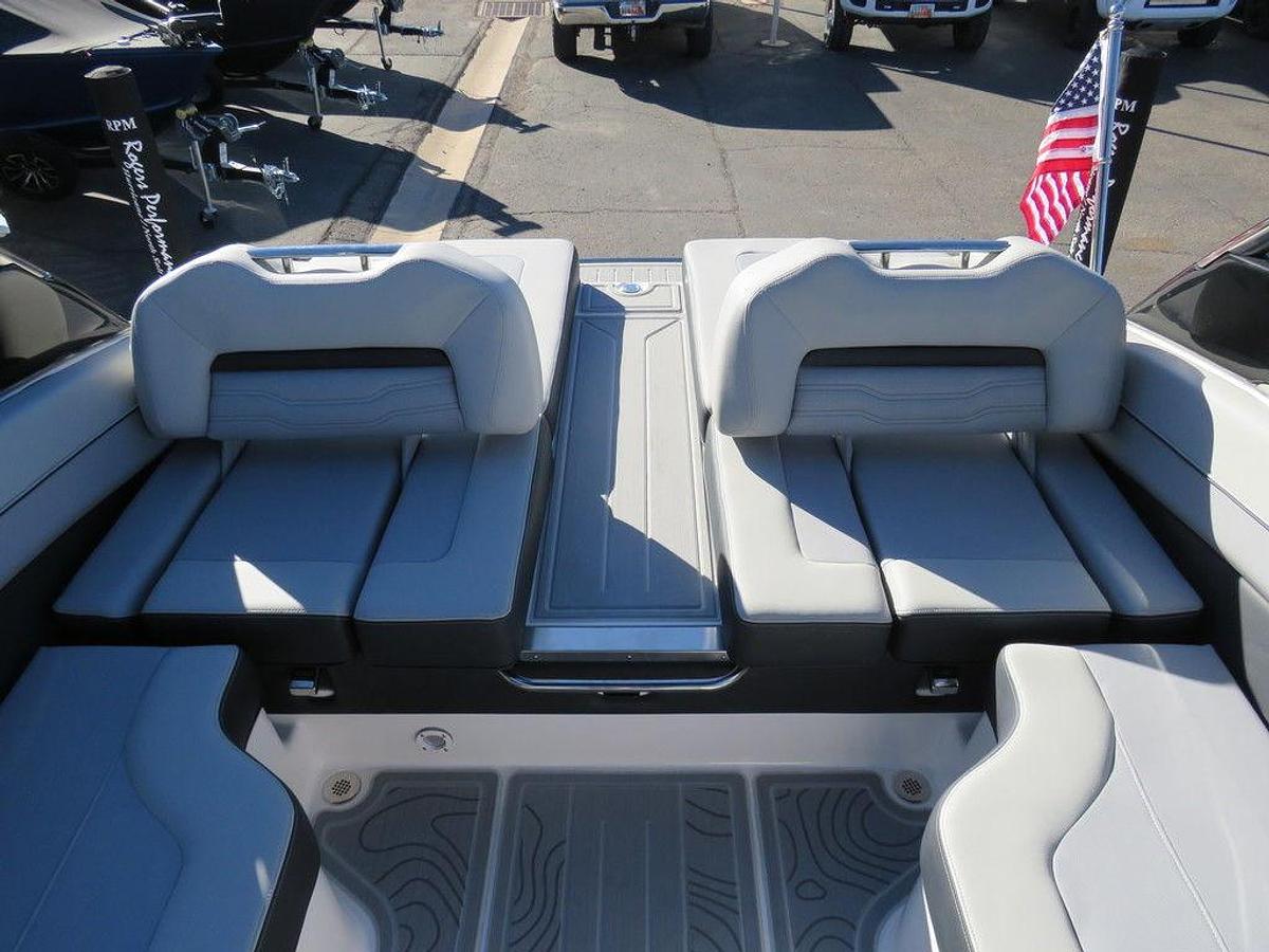 2025 Regal LS6 SURF ULTIMATE