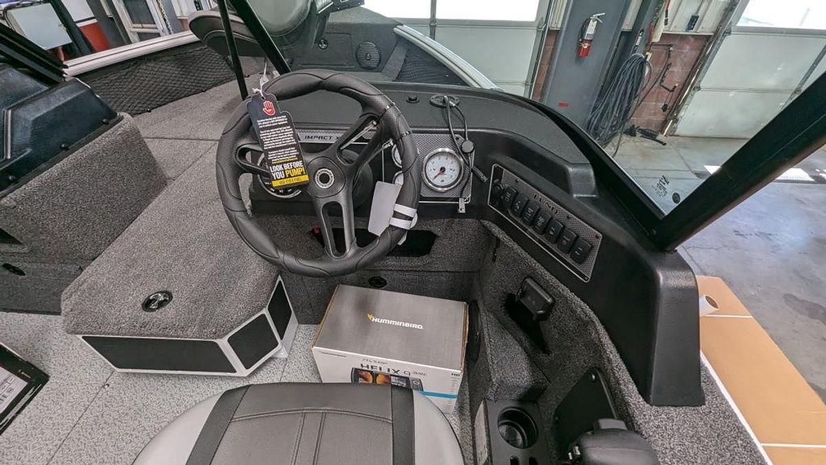 2025 Lund 1875 Impact XS Sport