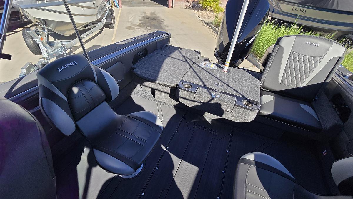 2027 Lund 2075 Tyee Sport