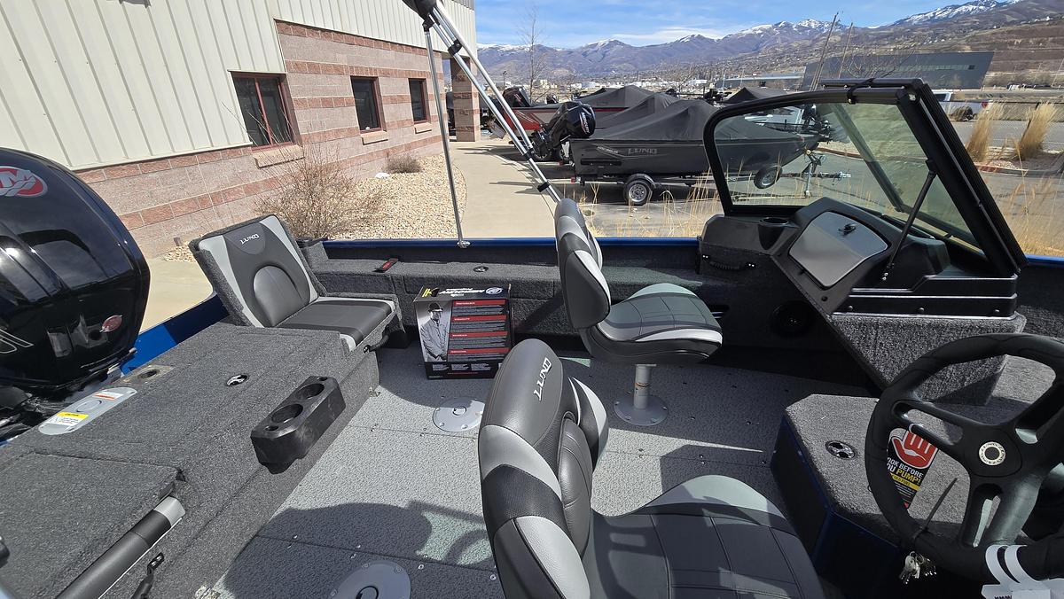 2026 Lund 1775 Adventure Sport