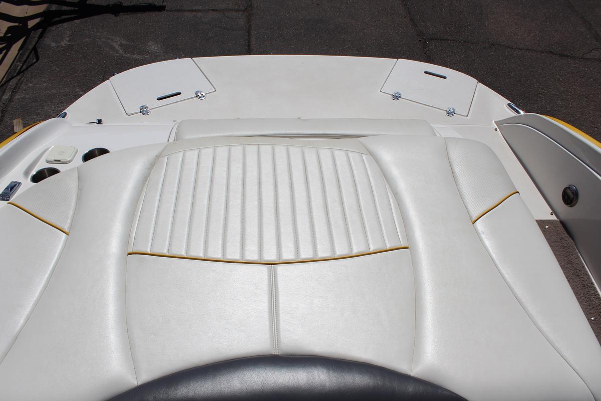 Used 2008 Rinker 246 Captiva