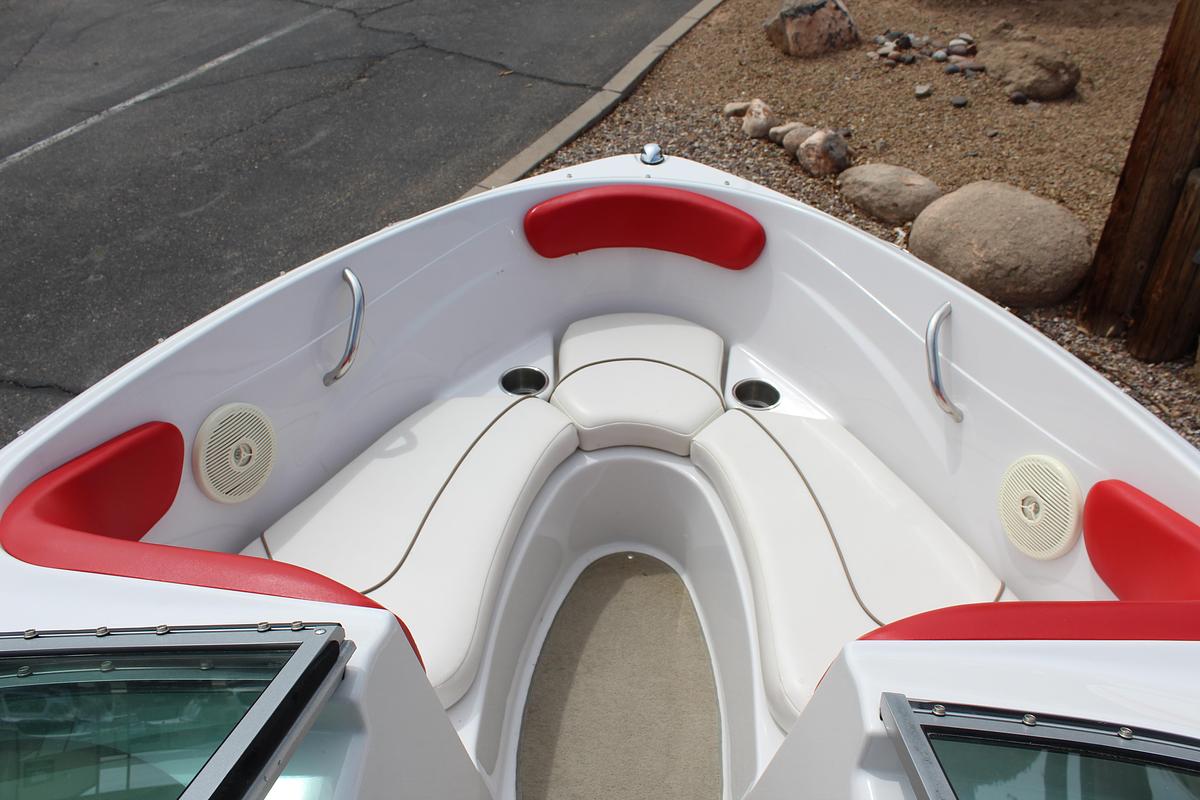 Used 2009 Fourwinns  H180