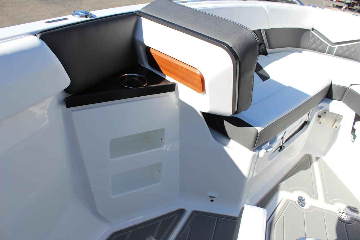 2026 Monterey Elite 30 OB