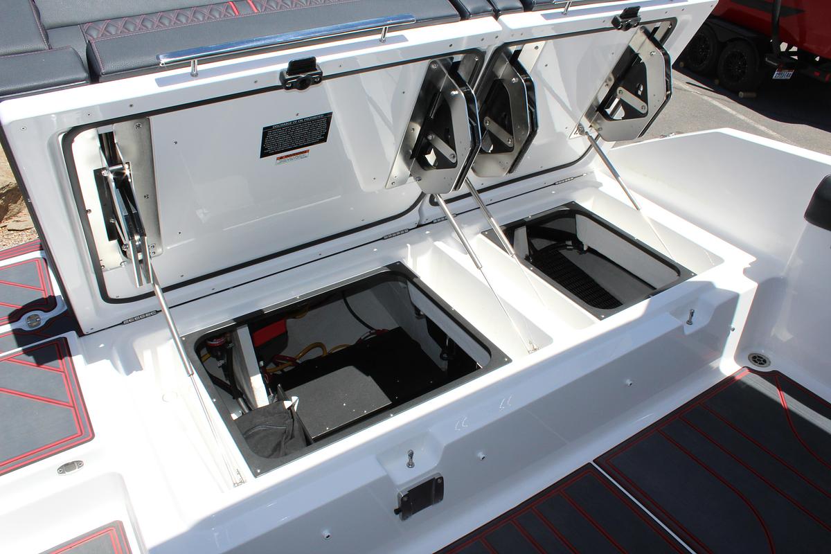 2025 Monterey Elite 30 OB