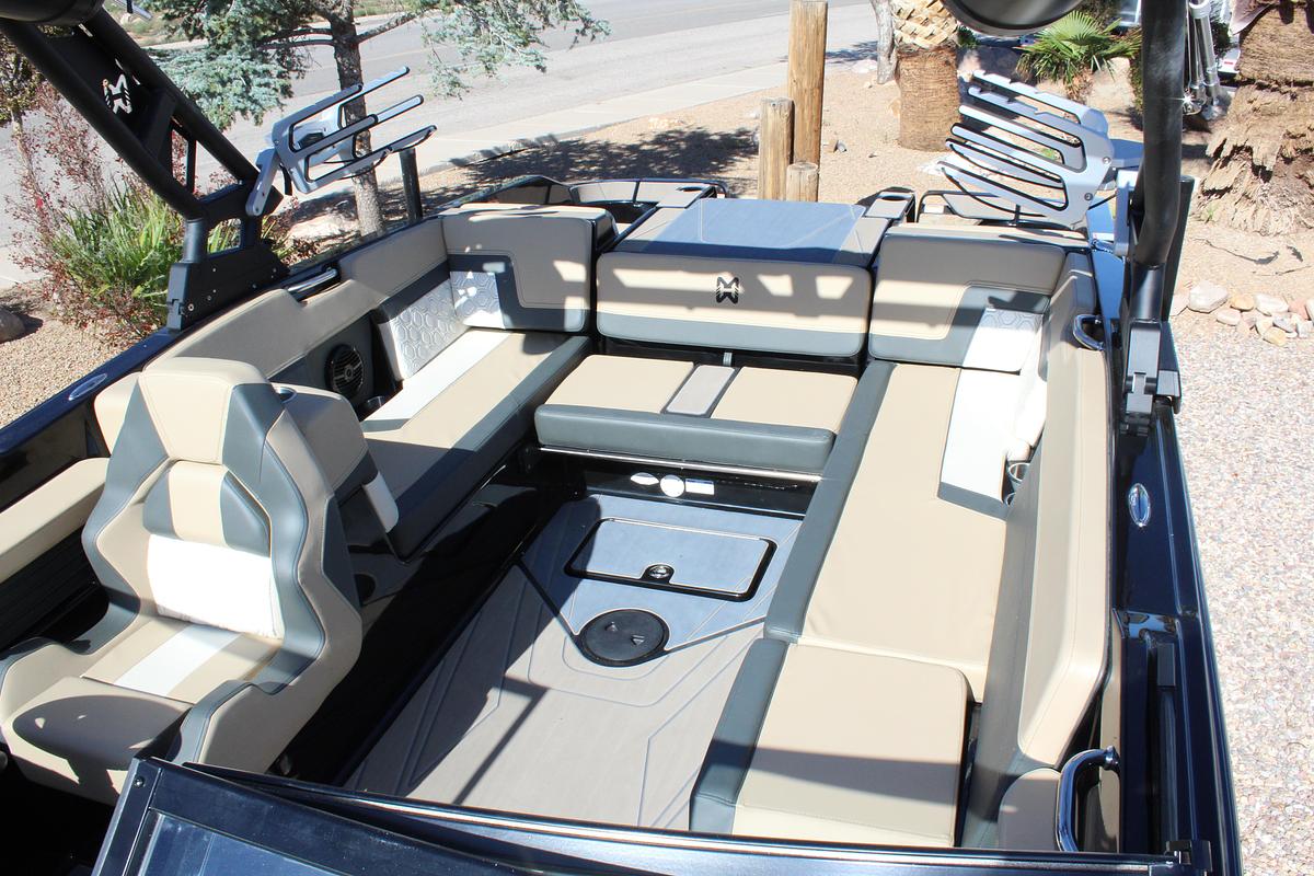 2026 Heyday Wake Boats H22