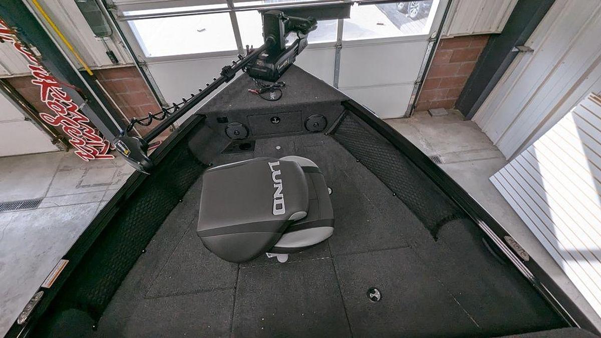 2025 Lund 1875 Impact XS Sport