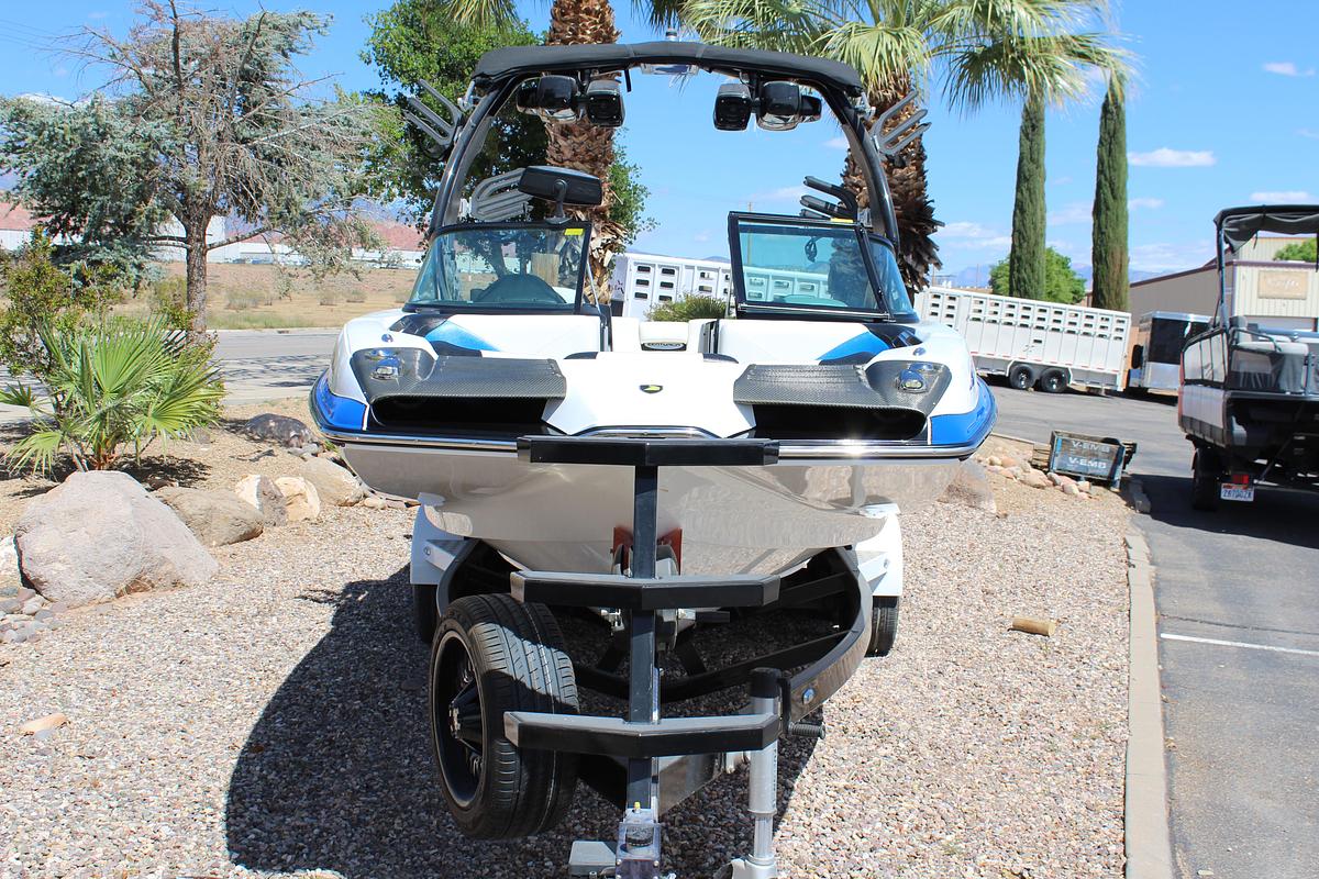 Used 2015 Centurion  FS44