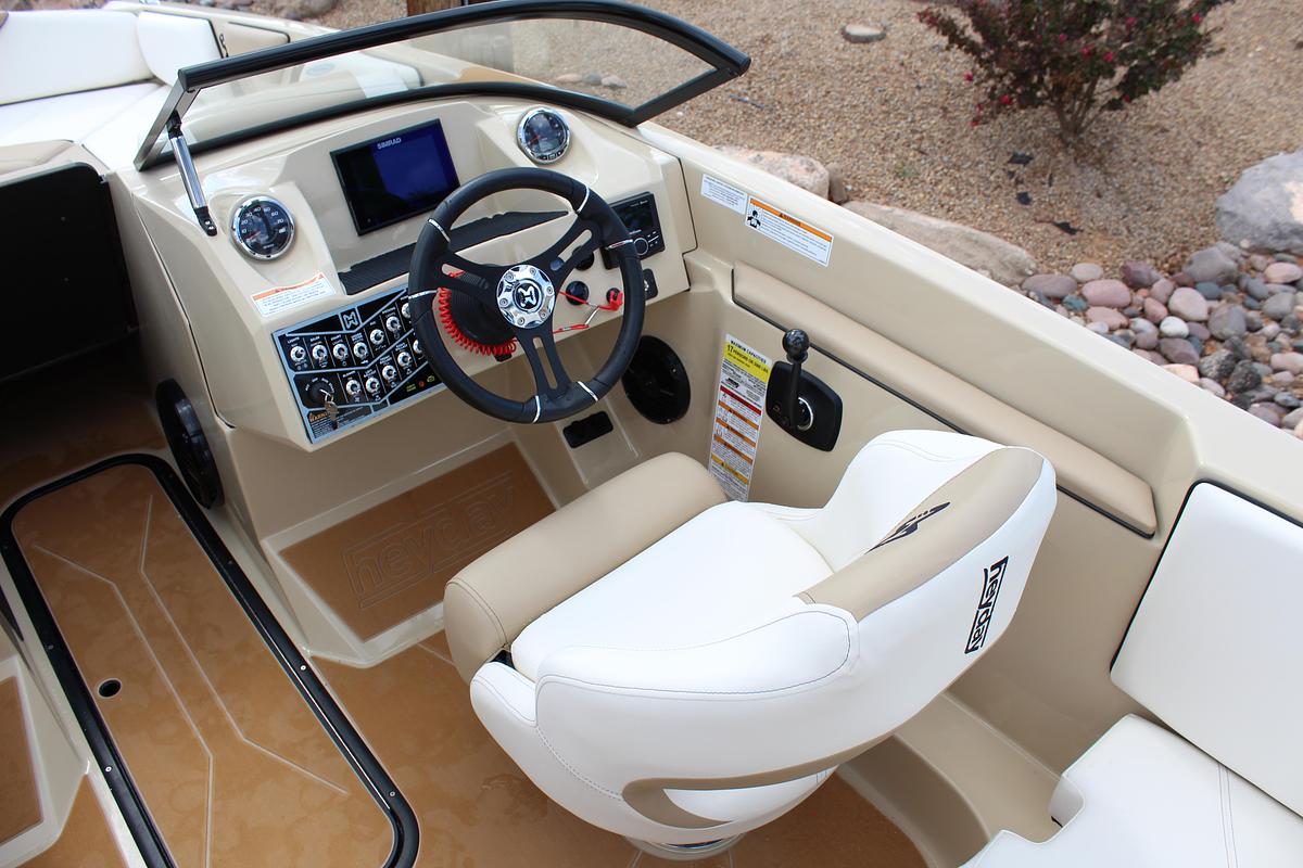 2026 Heyday Wake Boats WTSURF