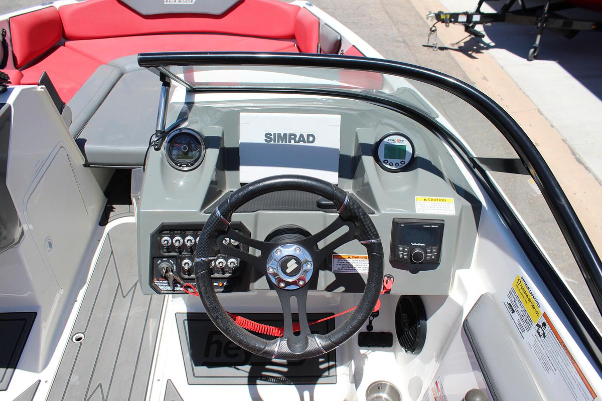 Used 2020 Heyday Wake Boats WTSURF