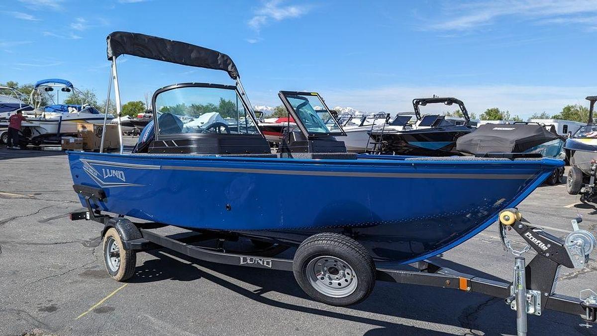 2024 Lund 1650 Angler Sport