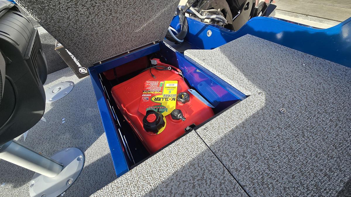 2026 Lund 1650 Angler SS