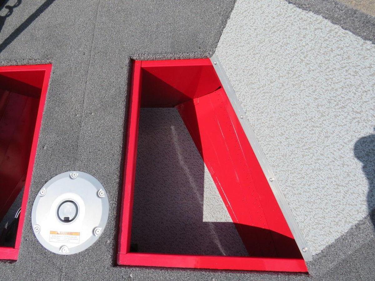 2025 Lund 1650 Angler SS