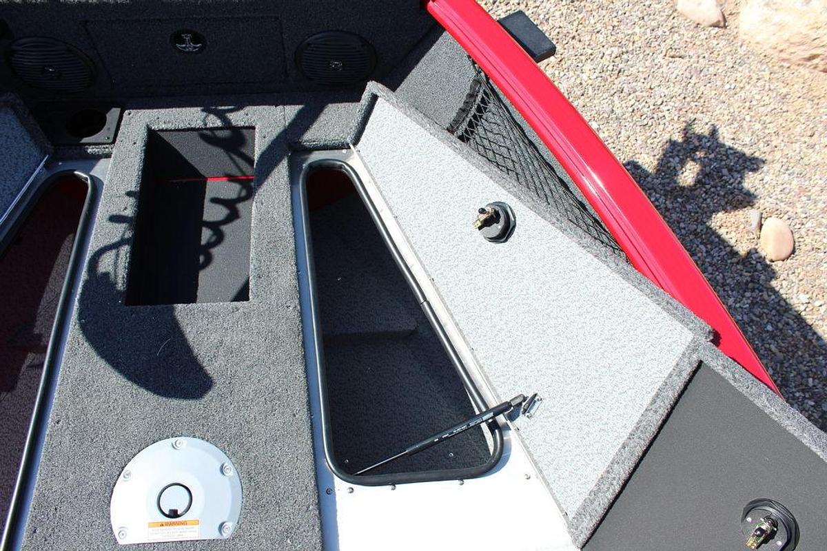 2025 Lund 1875 Impact XS Sport