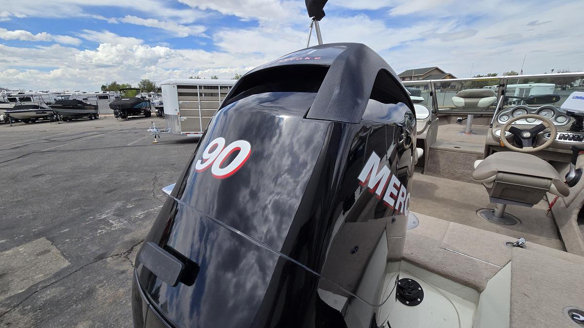 Used 2010 Smokercraft 162 Pro Mag