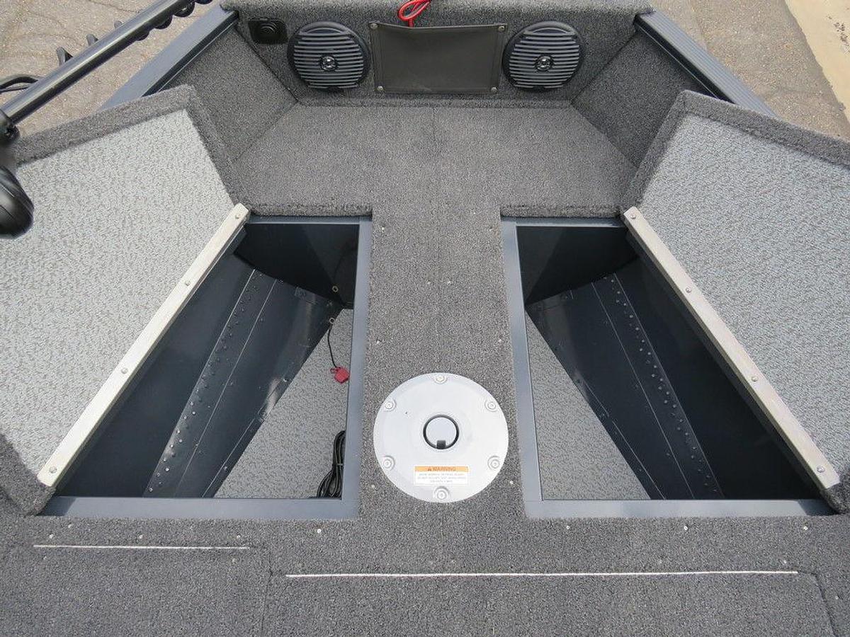 2025 Lund 1650 Angler Sport